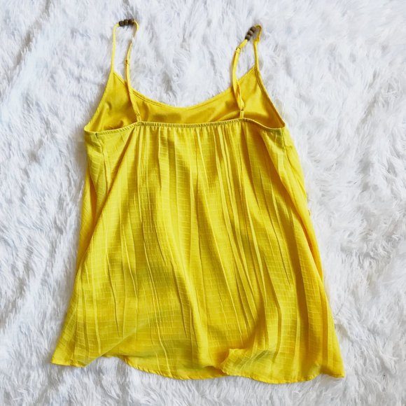 DYNAMITE Bright Yellow Flowy Tank Top Blouse - Picture 2 of 5